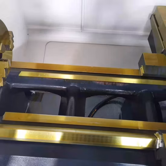 Horizontal CNC Flat Bed / Slant Bed Precision Metal Turning Lathe Machine